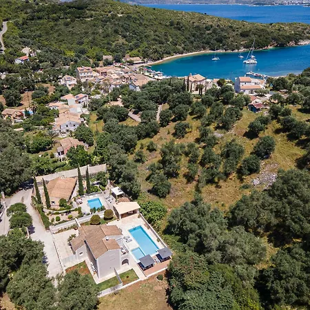 Agios Stefanos Bay - Anna فيلة *